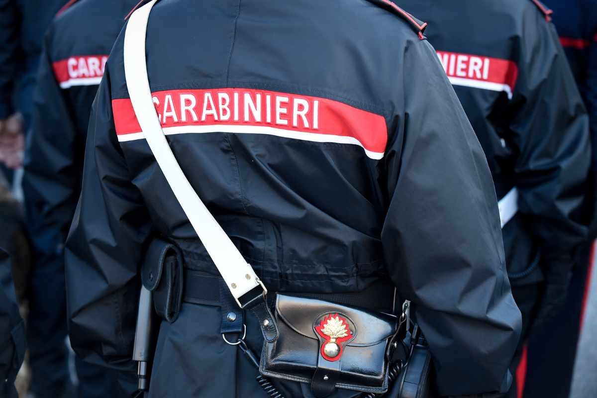 Carabinieri armati